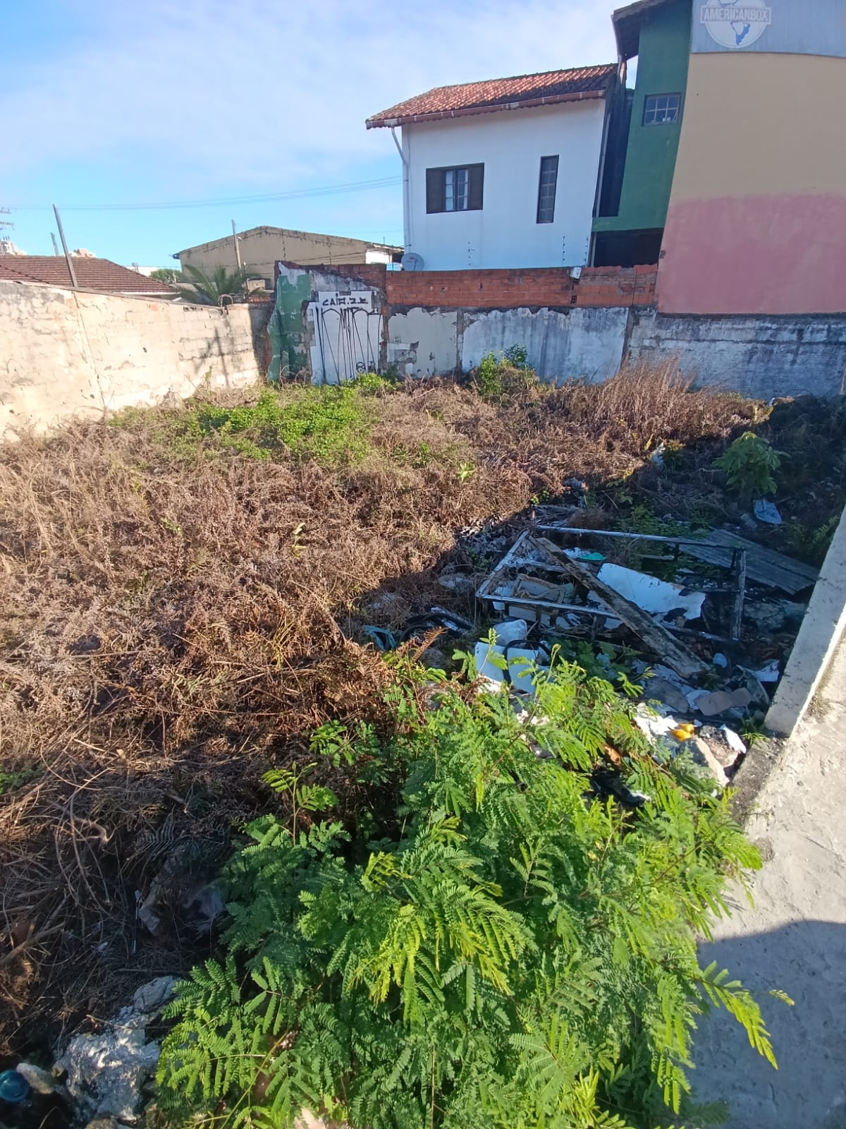 TERRENO COMERCIAL - Centro de Itanhaém - frente à Rodovia