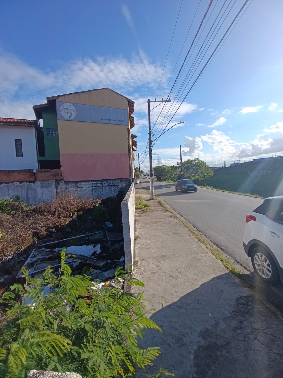 TERRENO COMERCIAL - Centro de Itanhaém - frente à Rodovia
