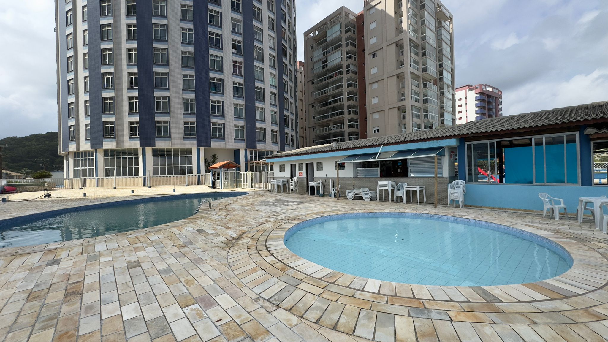 Apartamento Para Vender ou  Alugar Frente pro Mar na Praia do Sonho em Itanhaém, SP