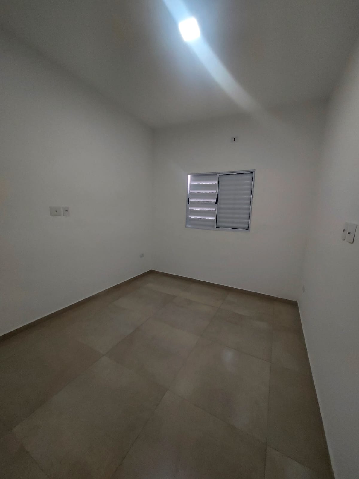 CAS261452 Casa Superior 3 Dorms com Suíte, Closet, Planejados e Piscina 7x3!