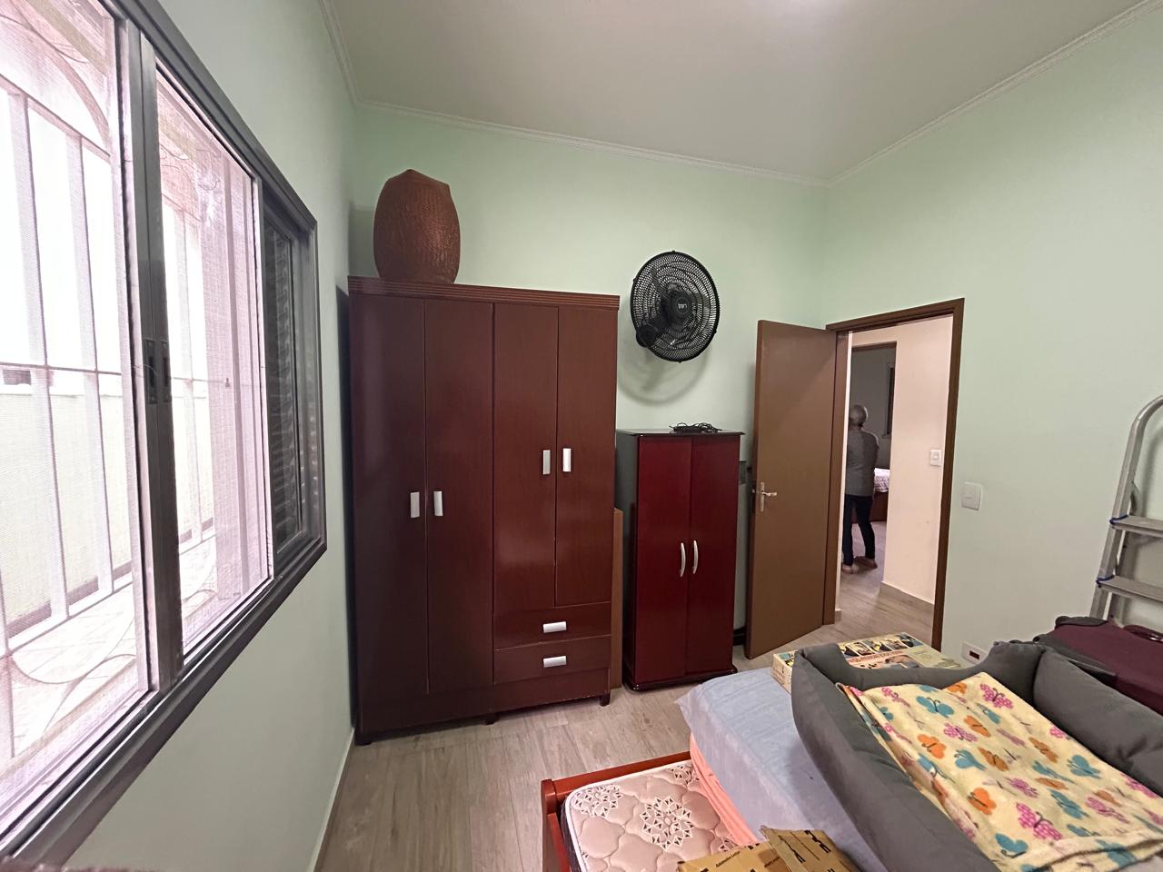 CAS261445 Casa em Peruíbe a 180 metros da praia com edícula e 5 vagas!