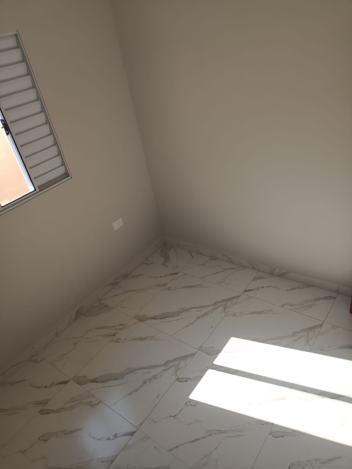 CAS261460 Casa Térrea Nova 2 Dorms (Suíte) - Amplo Espaço para Piscina - Financia