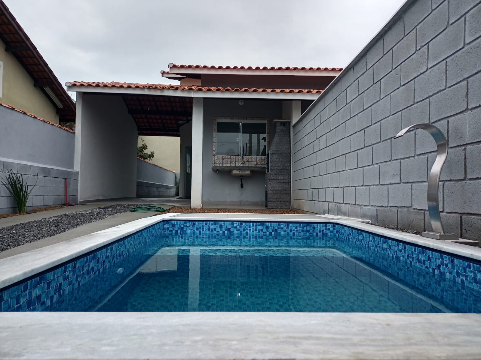 CAS261457 Imóvel Misto: Salão Comercial + Casa 3 Dorms com Piscina - Financia