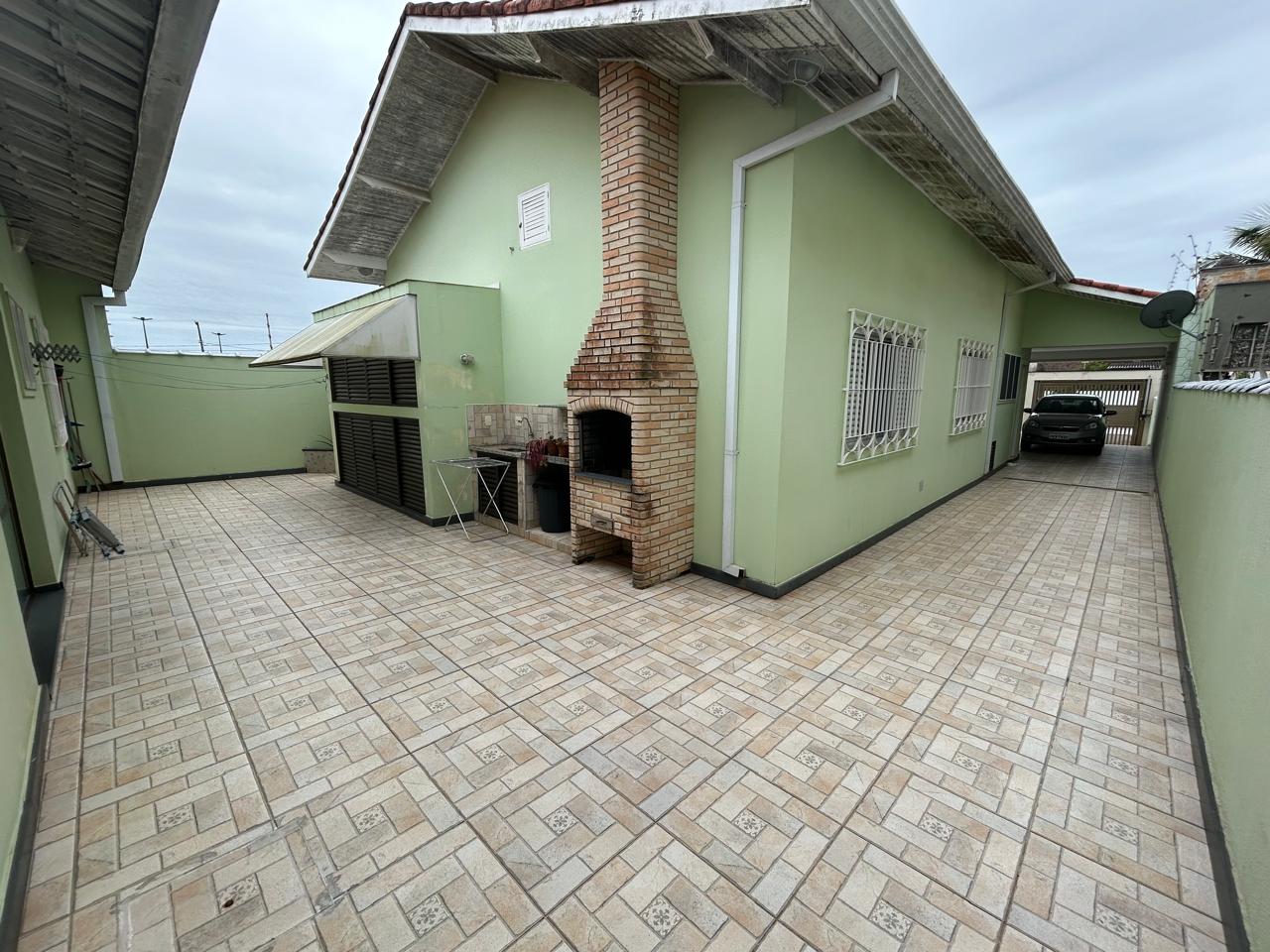 CAS261432 NÃO PERCA ESTA OPORTUNIDADE!!! BELISSIMO IMÓVEL A MENOS DE 200 METROS DO MAR EM PERUÍBE/SP