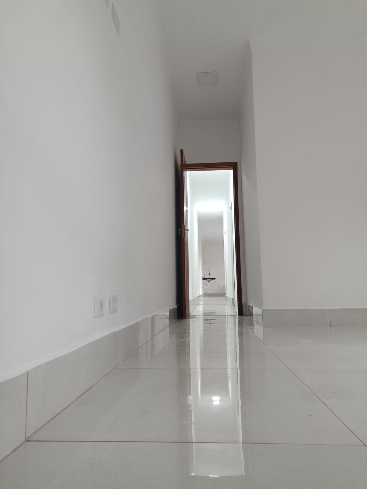 CAS261447 Casa Nova 3 Dorms (1 Suíte Master) com Piscina e Hidro - Lado Praia