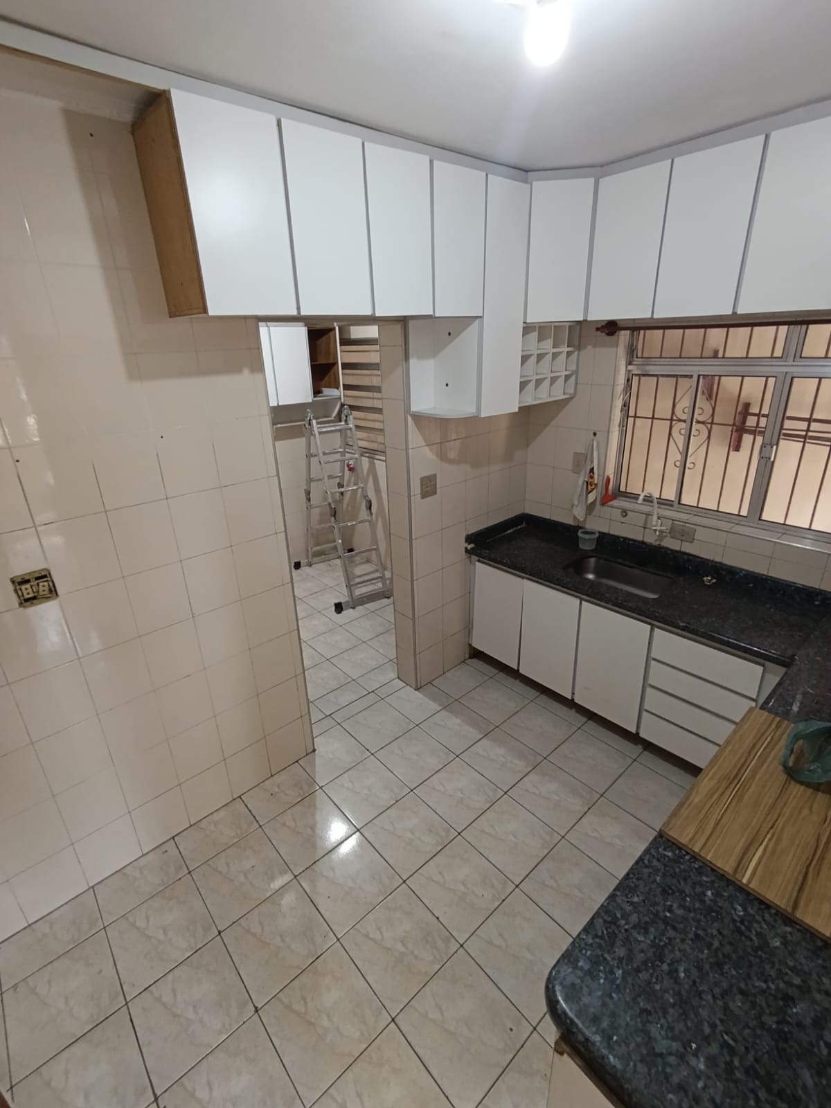 CAS261446 Sobrado 3 Dorms com Varanda Gourmet e 3 Vagas - Próximo ao Rodoanel