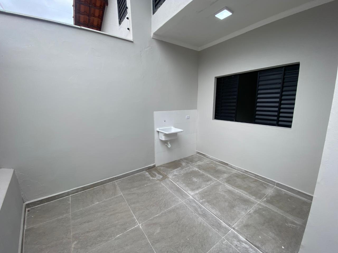 CAS261319 Casa nova em Mongaguá no Balneário Plataforma com piscina e suíte