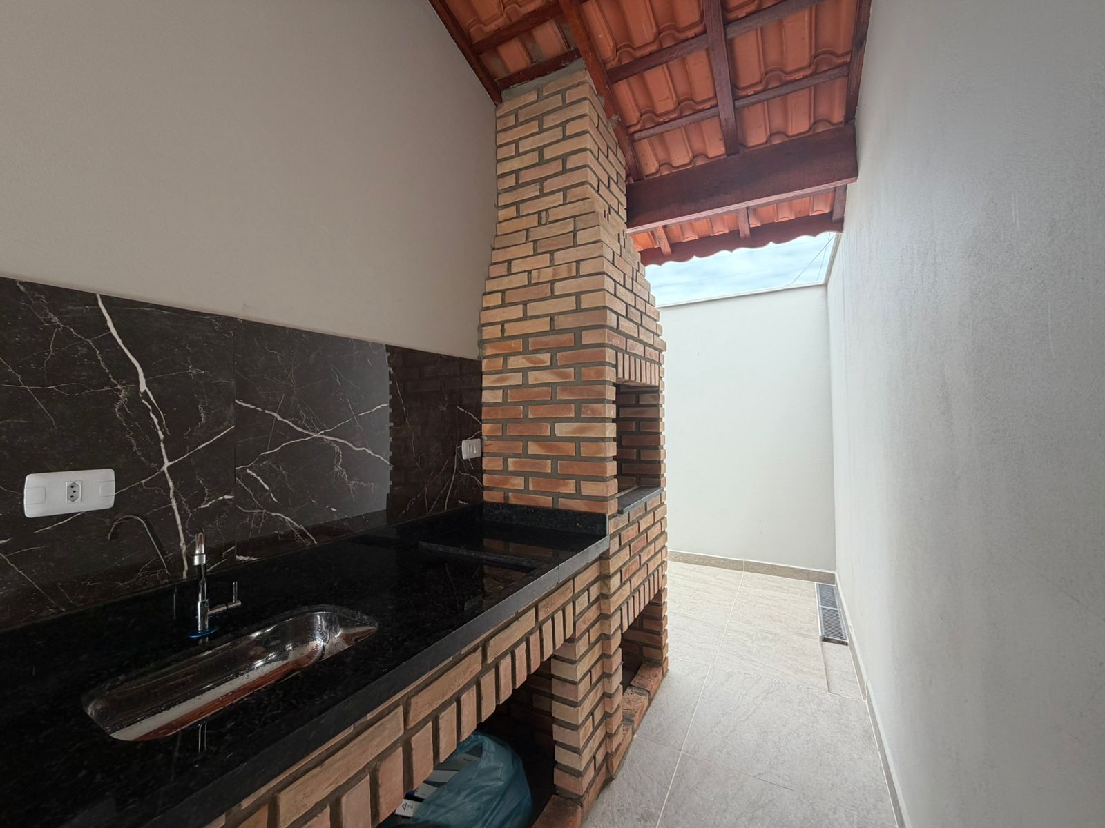 CAS261365 Casa Nova no Jardim Jamaica Itanhaém – 02 Dormitórios com Piscina
