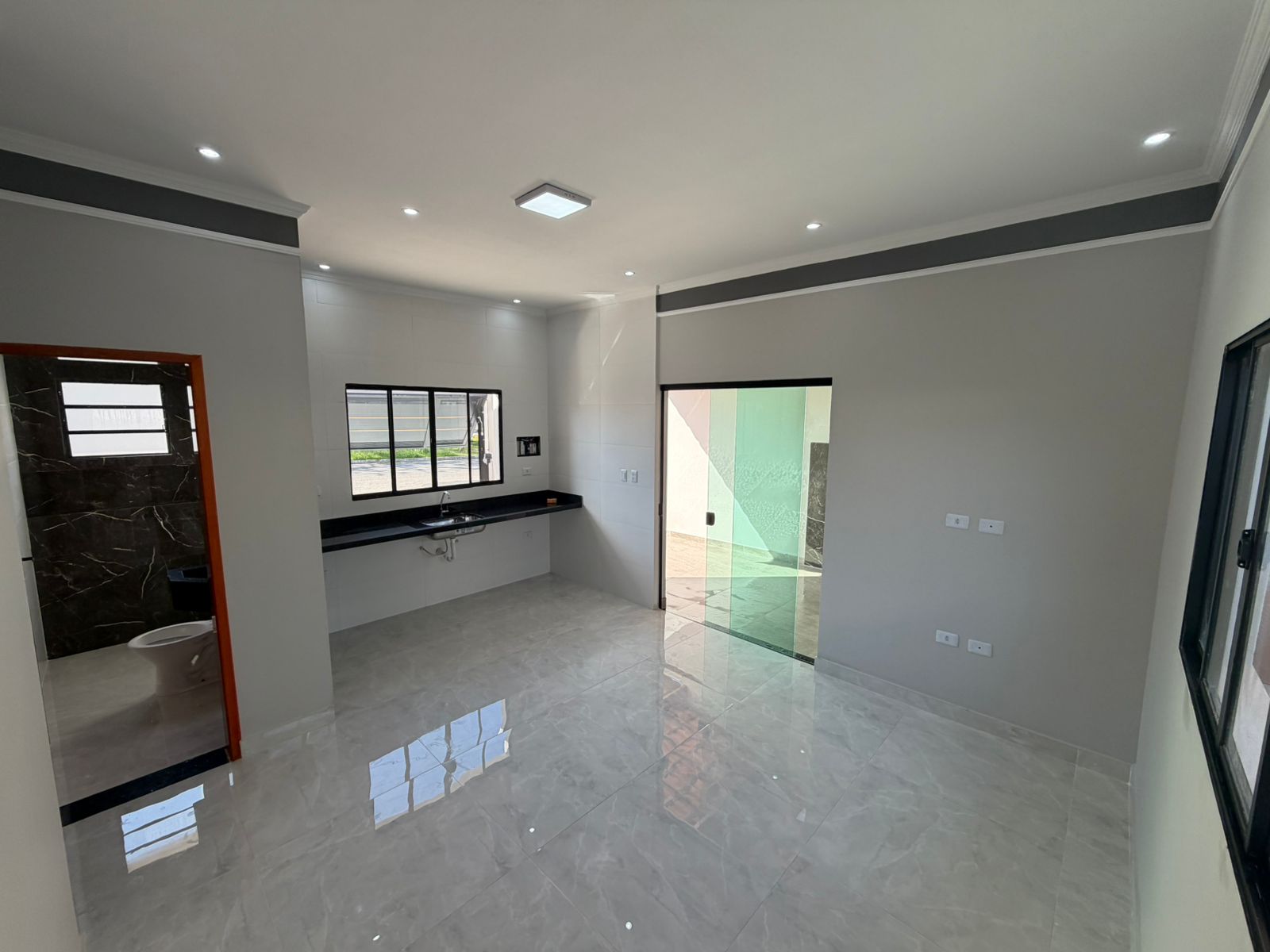 CAS261365 Casa Nova no Jardim Jamaica Itanhaém – 02 Dormitórios com Piscina
