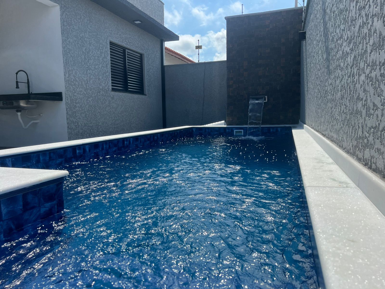 CAS261356 Casa Isolada à Venda no Cibratel II Itanhaém – 03 Dormitórios com Piscina