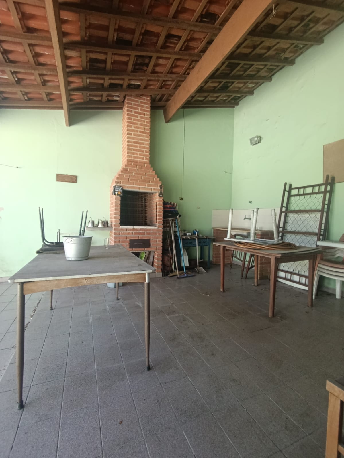 CAS261369 Casa com Terreno de 350m² em Itanhaém – 03 Dormitórios, Edícula e 12 Vagas