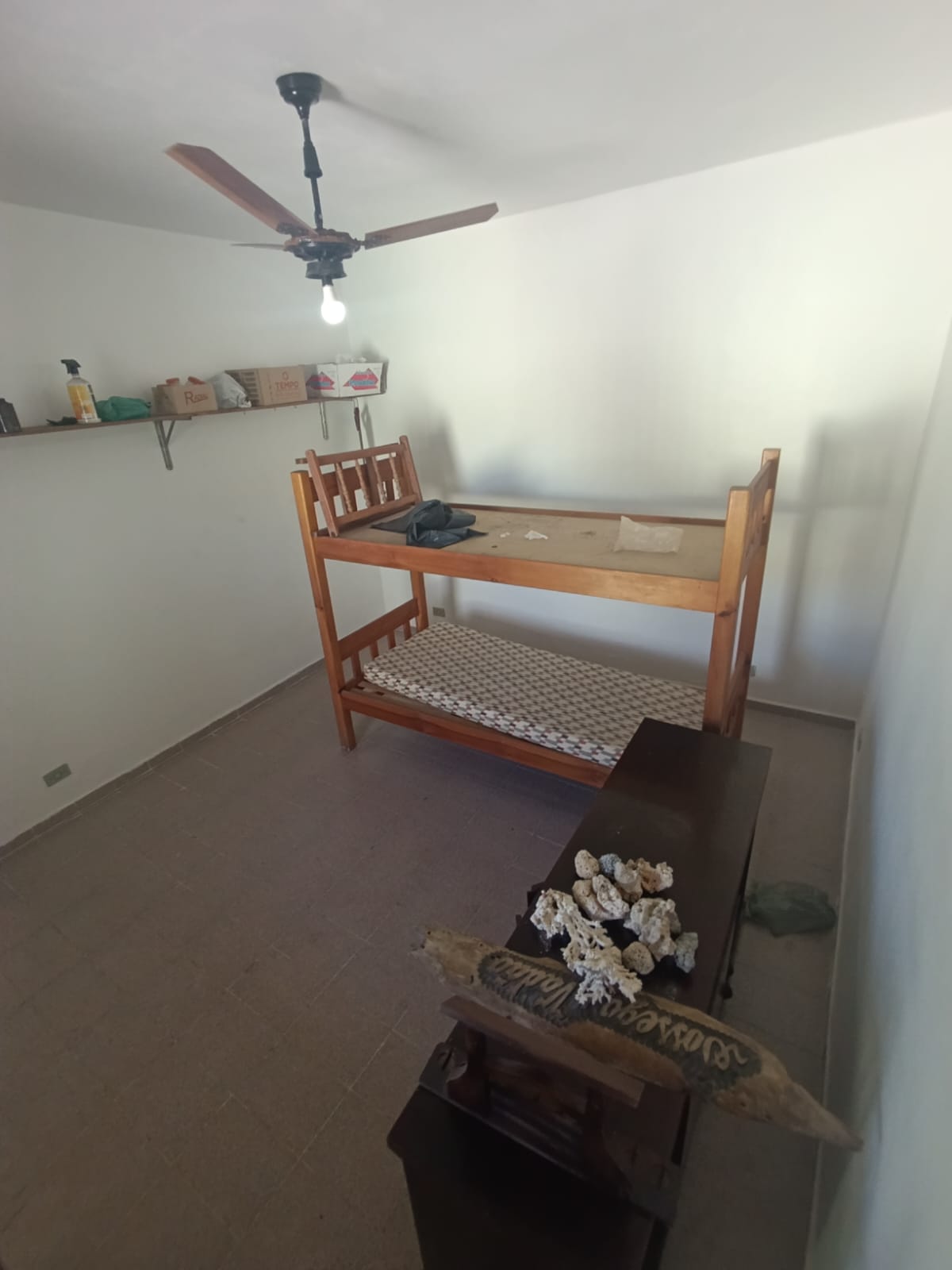 CAS261369 Casa com Terreno de 350m² em Itanhaém – 03 Dormitórios, Edícula e 12 Vagas