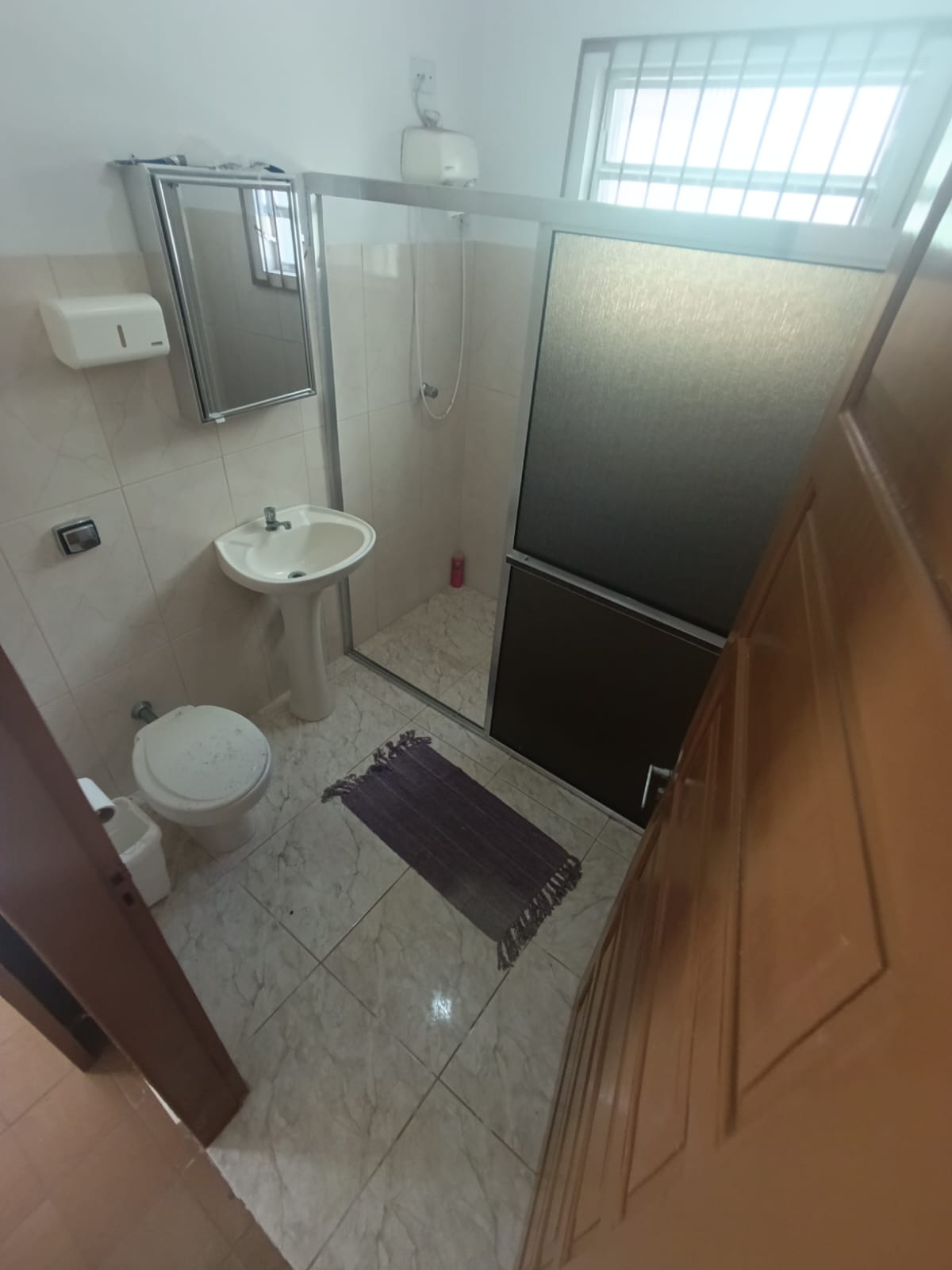 CAS261369 Casa com Terreno de 350m² em Itanhaém – 03 Dormitórios, Edícula e 12 Vagas