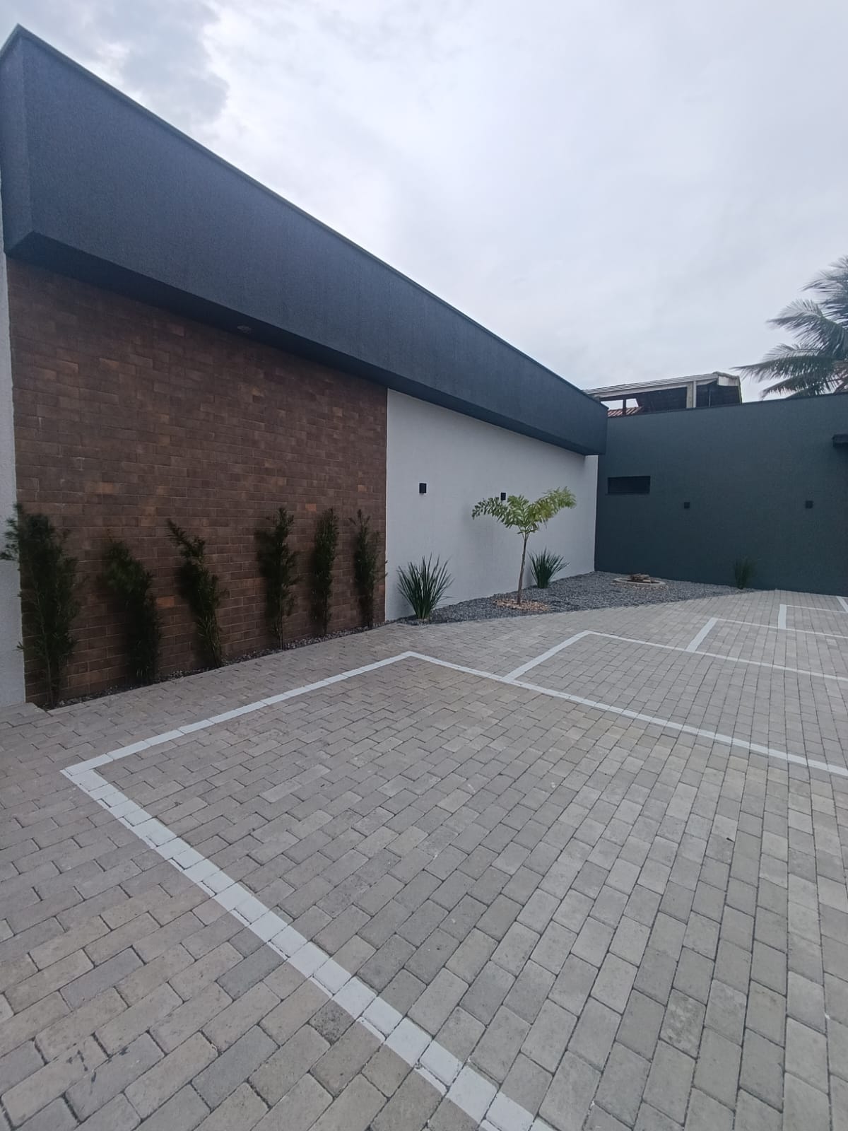 CAS261374 Casa em Condomínio Fechado à Venda em Itanhaém – Frente Mar com Piscina