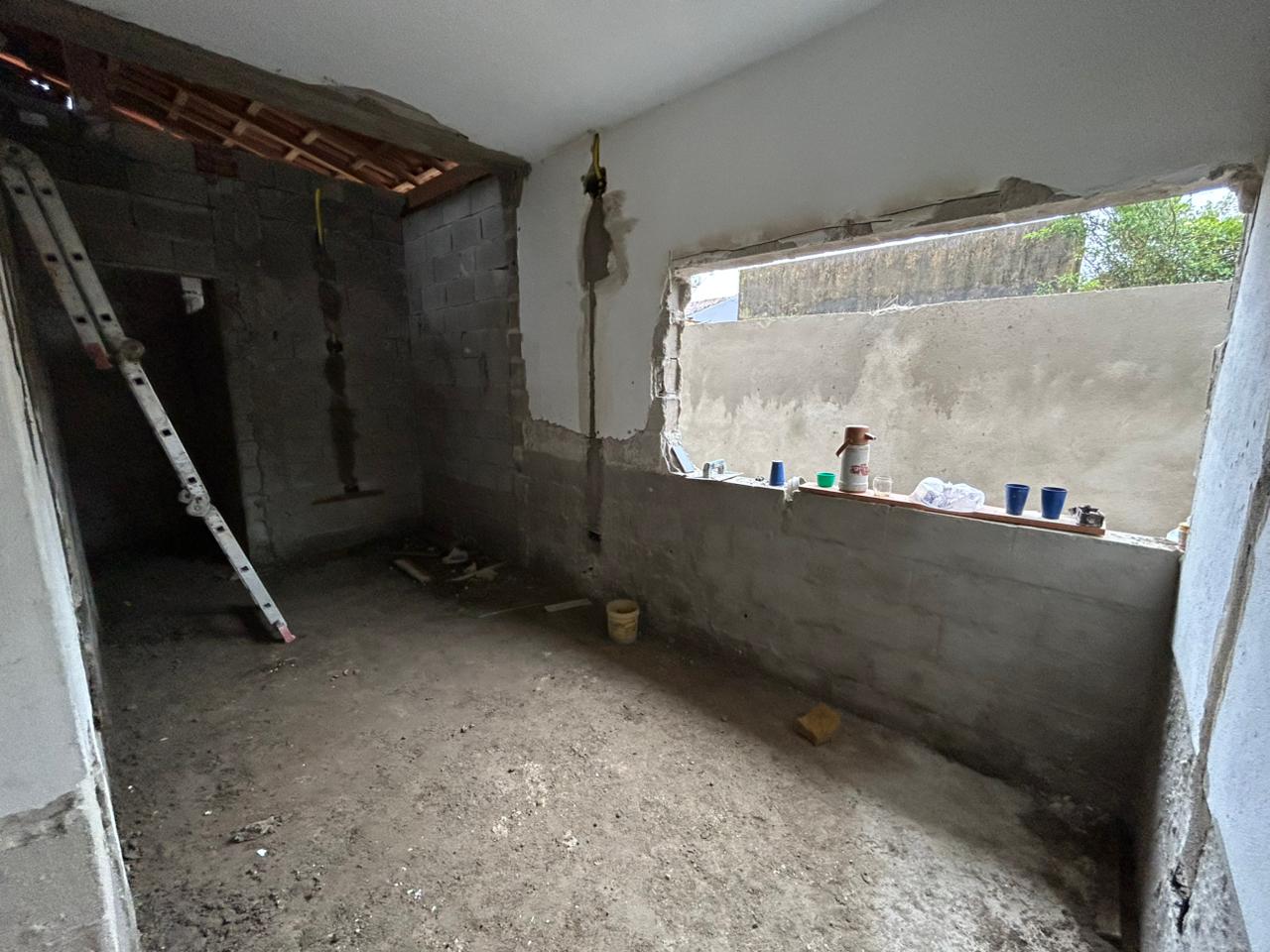 CAS261376 Casa Isolada à Venda em Itanhaém – 02 Dormitórios com Piscina de 6 Metros