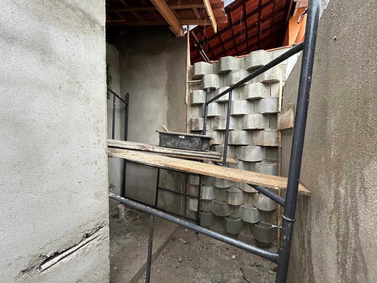 CAS261376 Casa Isolada à Venda em Itanhaém – 02 Dormitórios com Piscina de 6 Metros
