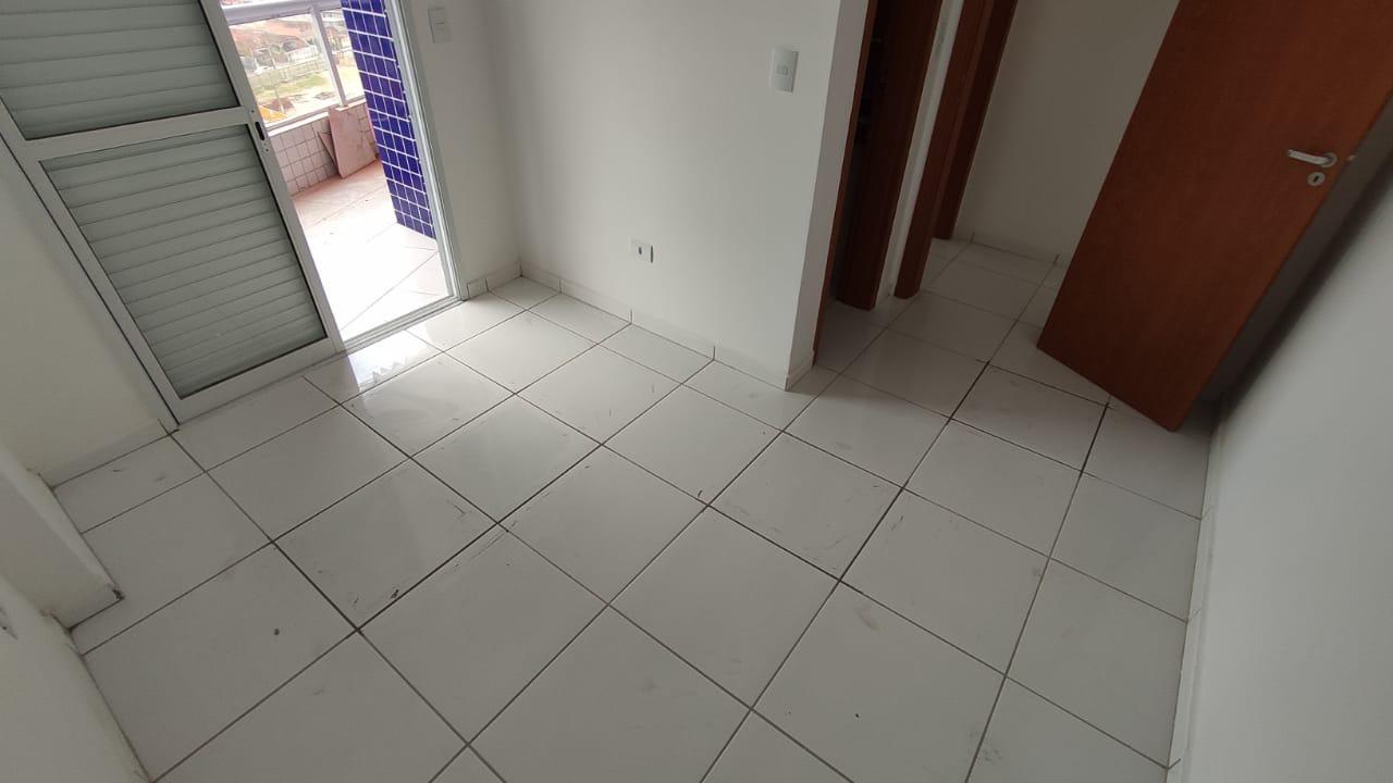 CAS261377 Cobertura à Venda no 08º Andar em Itanhaém – Varanda com Fechamento em Vidro