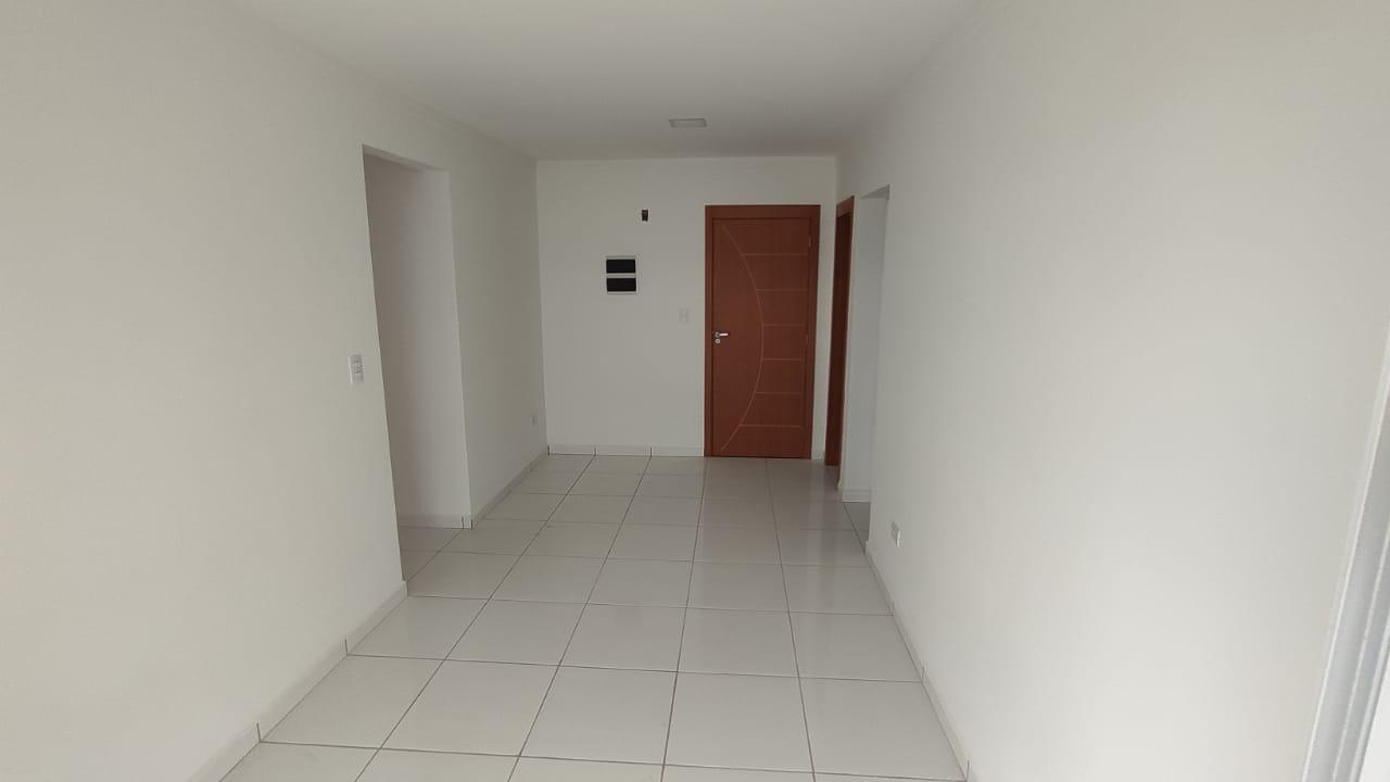 CAS261377 Cobertura à Venda no 08º Andar em Itanhaém – Varanda com Fechamento em Vidro