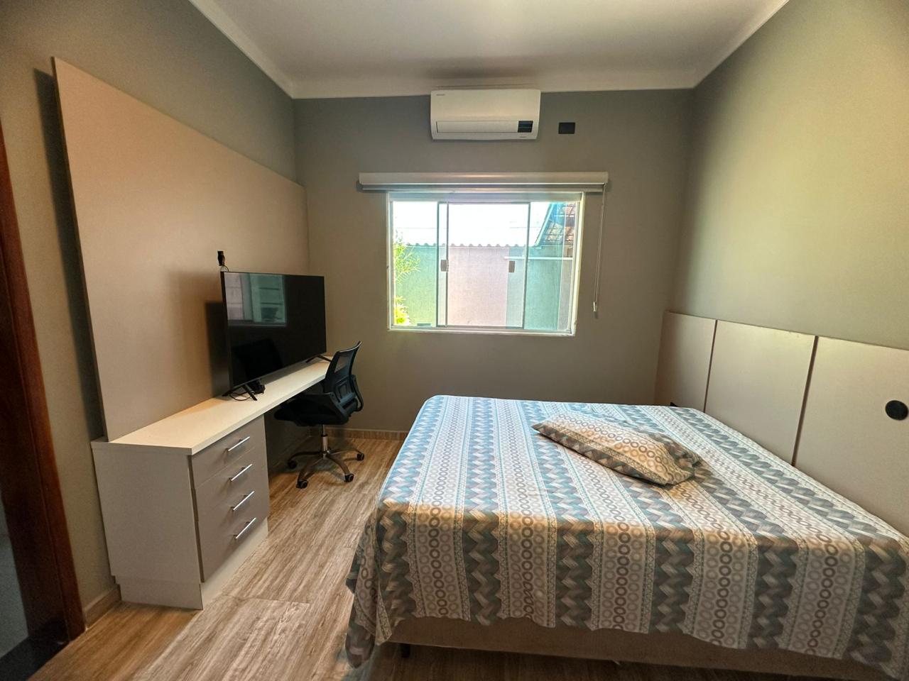 CAS261380 Casa Mobiliada à Venda em Itanhaém – 02 Dormitórios com Piscina de 9 Metros