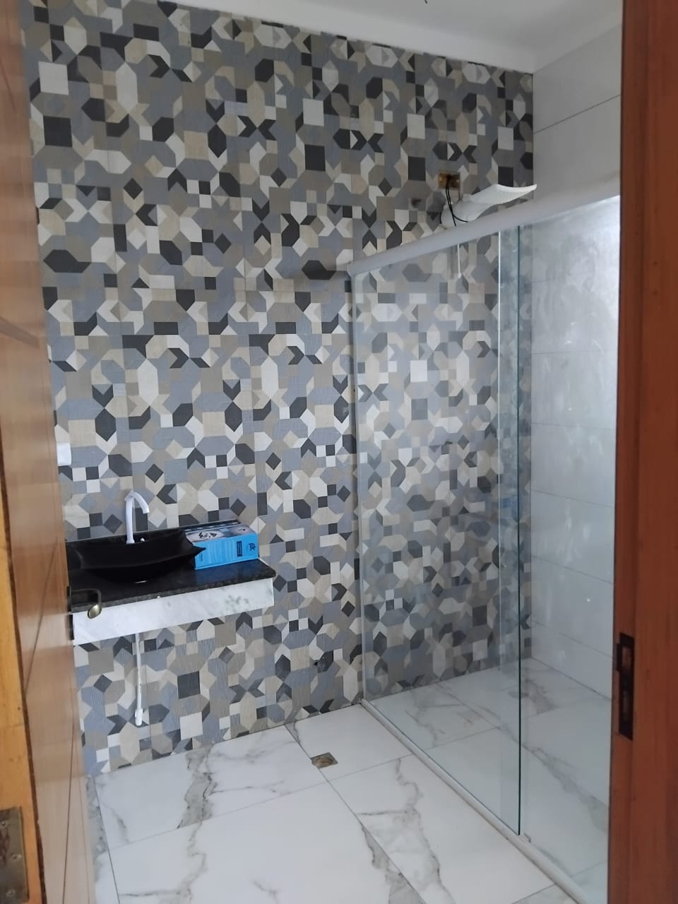 Luxuoso sobrado de alto padrão em condomínio fechado lado praia em Itanhaém