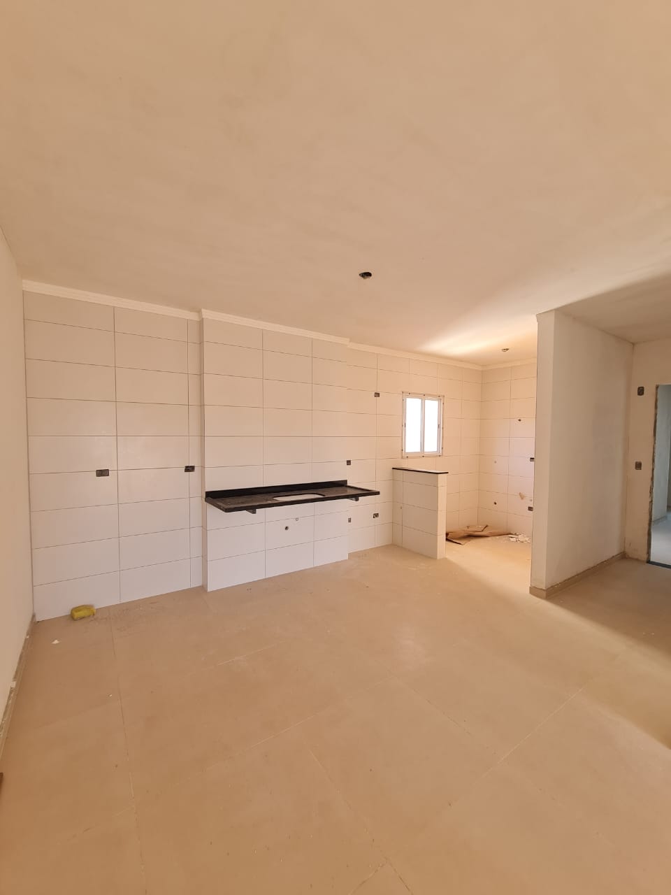 CAS261430 VENHA MORAR EM MONGAGUÁ NESTE BELISSIMO APARTAMENTO COM PISCINA DE BORDA INFINITA