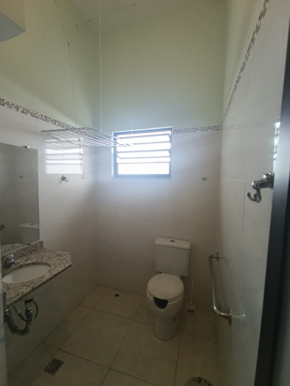 VENDIDO - CAS261396 Hotel Pousada à Venda no Centro do Suarão Itanhaém – 24 Apartamentos e Piscina