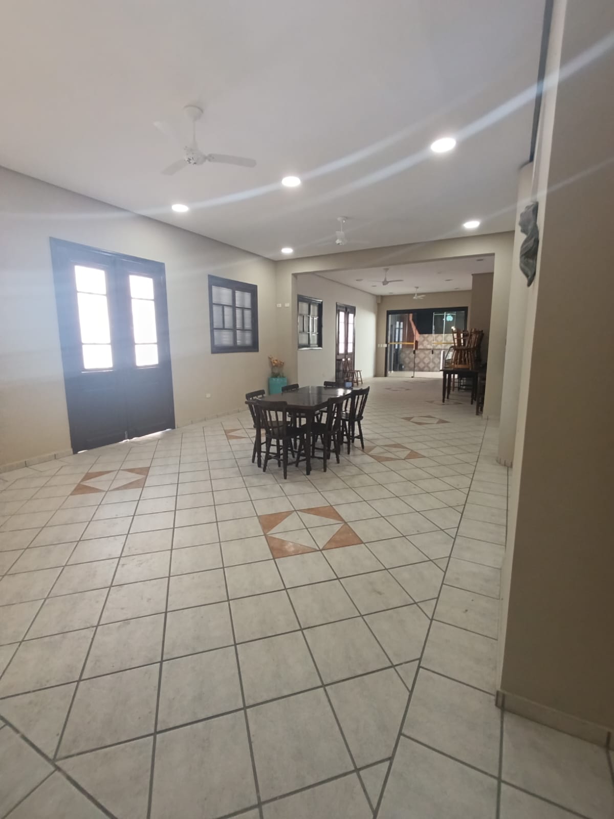 VENDIDO - CAS261396 Hotel Pousada à Venda no Centro do Suarão Itanhaém – 24 Apartamentos e Piscina